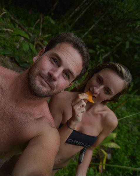 Пара стала знаменита и богата благодаря своим путешествиям