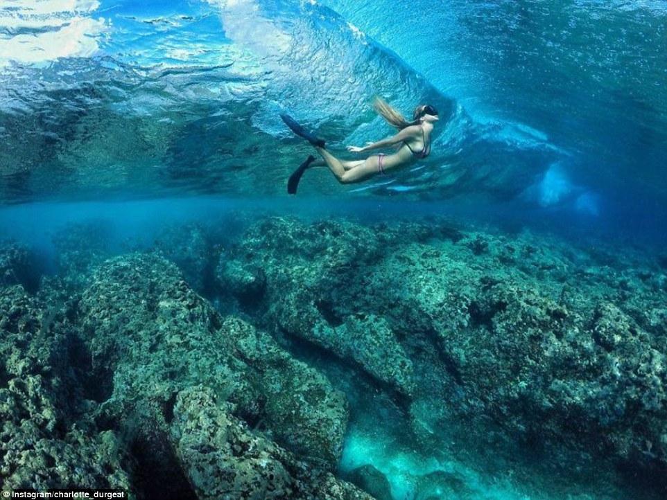 Пара стала знаменита и богата благодаря своим путешествиям