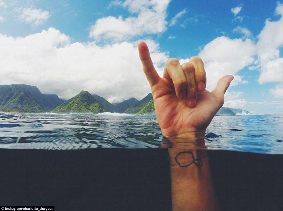 Пара стала знаменита и богата благодаря своим путешествиям