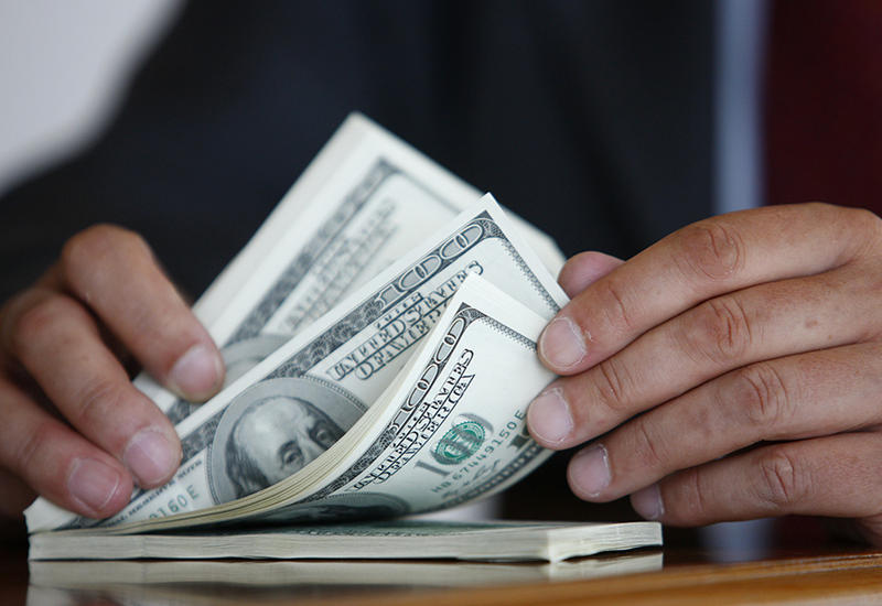 Sabah dollar neçəyə olacaq?
