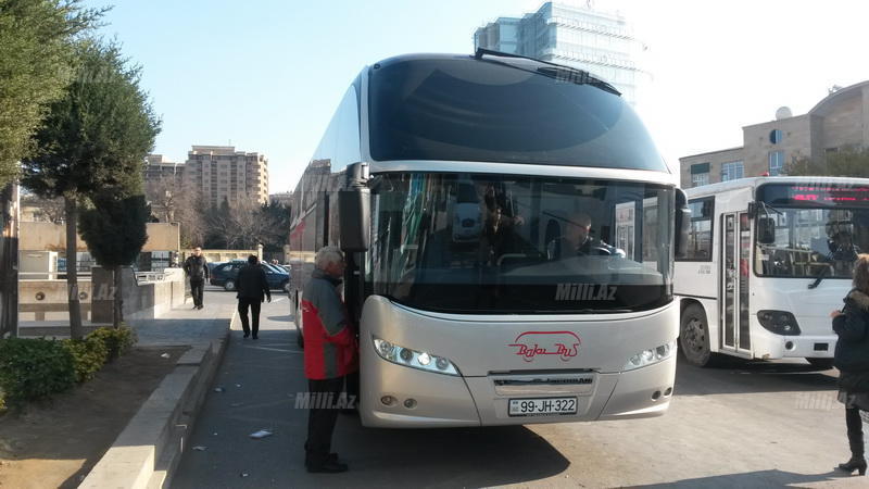 Bakı yollarına yeni AVTOBUS - gediş haqqı 1 manat 30 qəpik