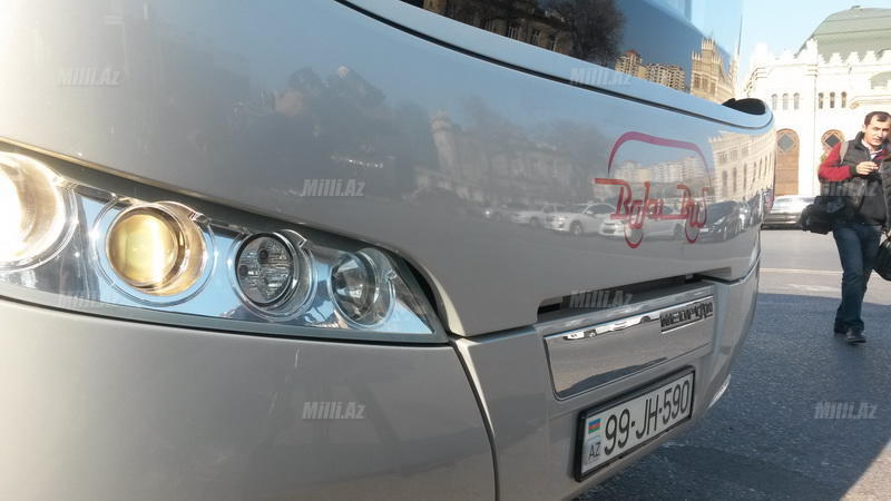 Bakı yollarına yeni AVTOBUS - gediş haqqı 1 manat 30 qəpik