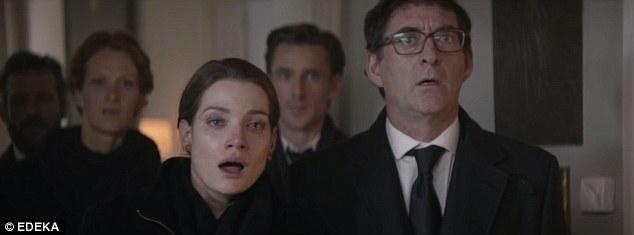 Эта трогательная реклама заставит вас поменять планы на Рождество