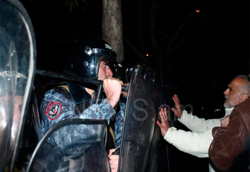 В Армении наказали полицейских начальников