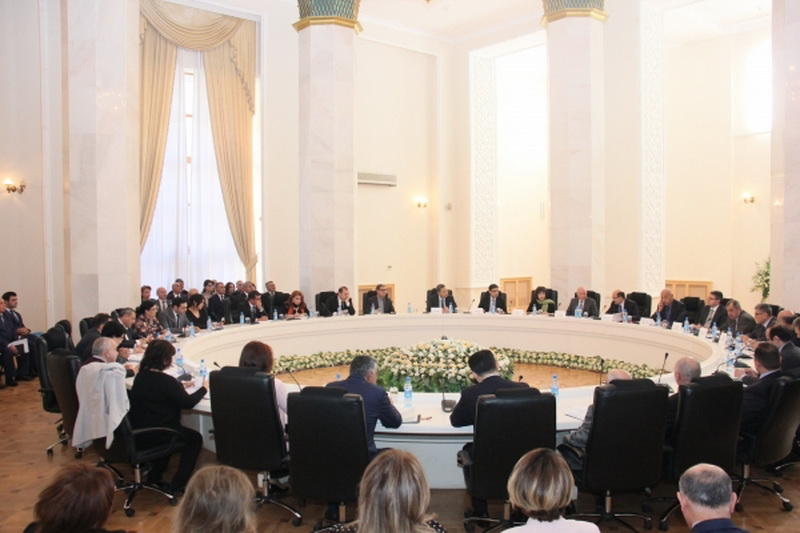 Абульфаc Гараев устроил чистку в Минкультуры