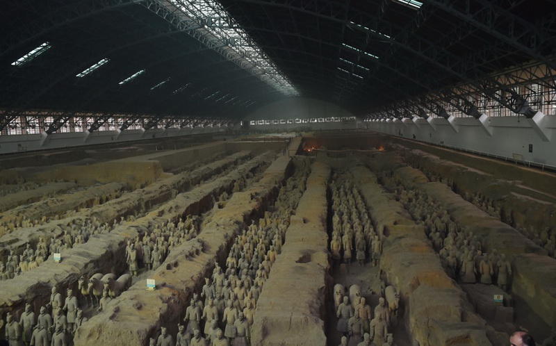 Президенту Ильхаму Алиеву вручен диплом Почетного профессора по истории Университета Ренмин в Китае