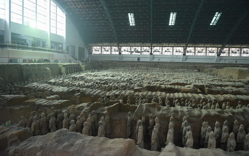 Президенту Ильхаму Алиеву вручен диплом Почетного профессора по истории Университета Ренмин в Китае