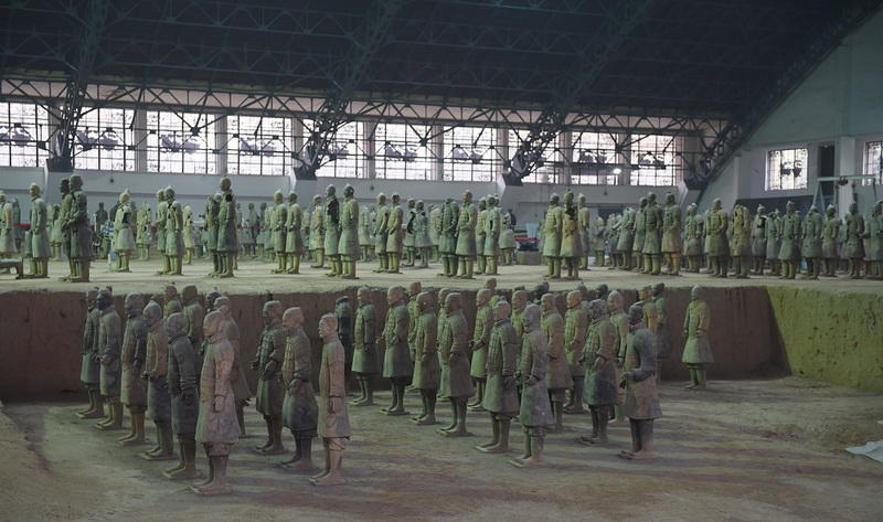 Президенту Ильхаму Алиеву вручен диплом Почетного профессора по истории Университета Ренмин в Китае