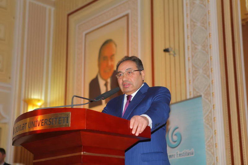 Türkan Şoray Bakıda qızıl medal aldı