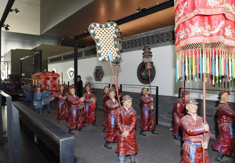 Президенту Ильхаму Алиеву вручен диплом Почетного профессора по истории Университета Ренмин в Китае