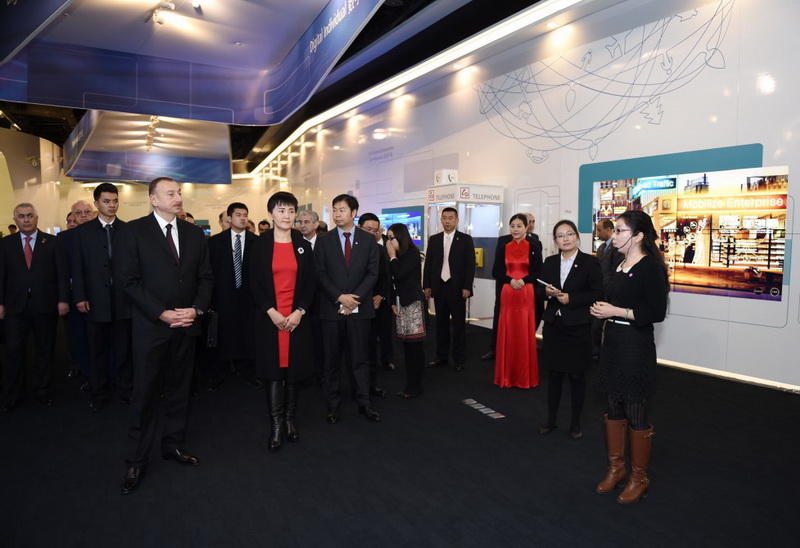 Президенту Ильхаму Алиеву вручен диплом Почетного профессора по истории Университета Ренмин в Китае