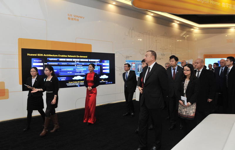 Президенту Ильхаму Алиеву вручен диплом Почетного профессора по истории Университета Ренмин в Китае