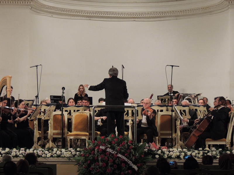 Жизнь ради музыки: фестиваль Тофика Бакиханова продолжается