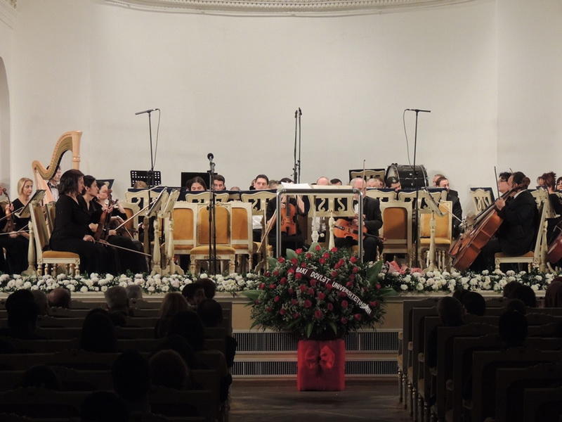 Жизнь ради музыки: фестиваль Тофика Бакиханова продолжается