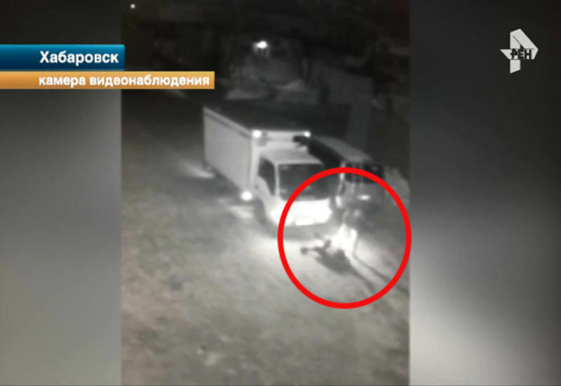 Жестокое нападение на иностранца попало на камеры
