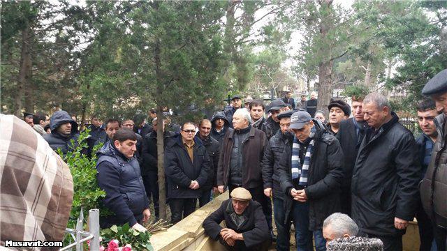 Elton Quliyev torpağa tapşırıldı