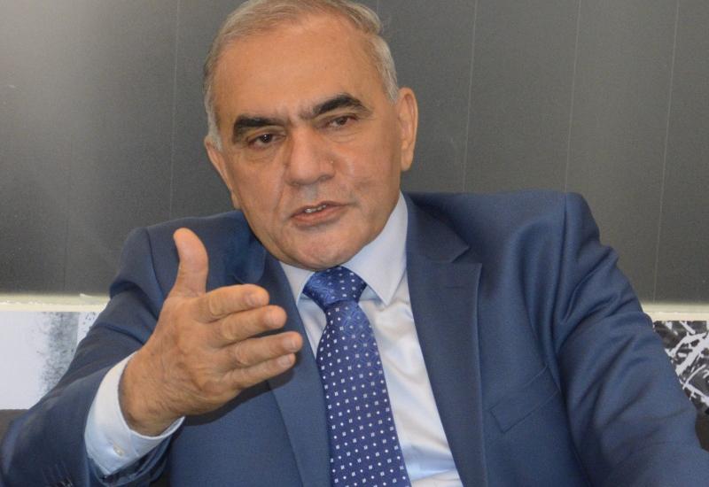 "Azərbaycan öz ordusunu bütün döyüş sursatları ilə tam təchiz edir"