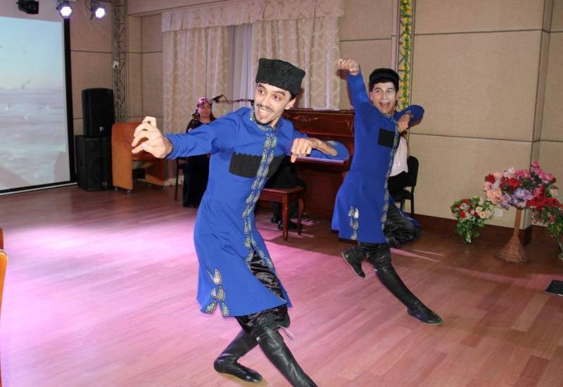 Musiqili Teatrın Yaradıcılıq Studiyası ilk tamaşasını təqdim etdi