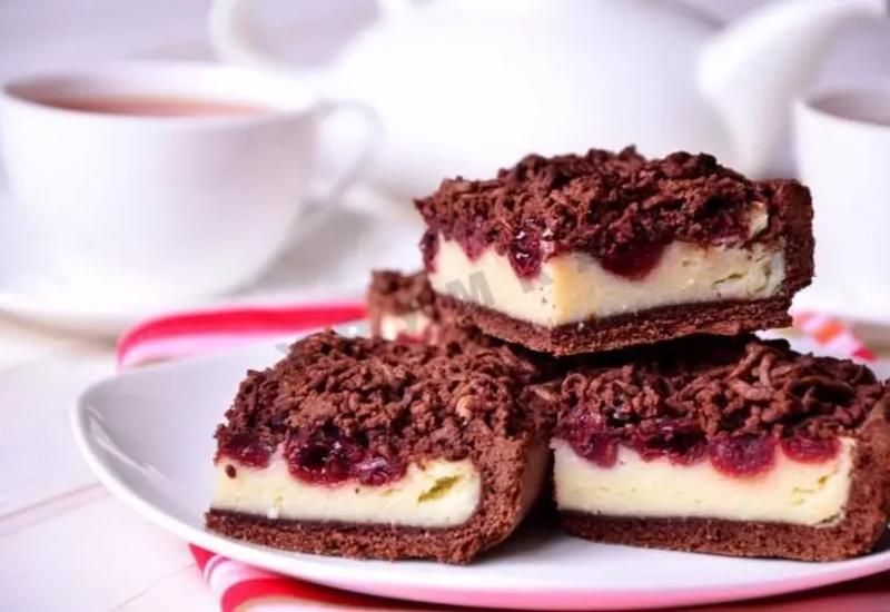 Необычные новогодние рецепты: терпкий шоколадный торт