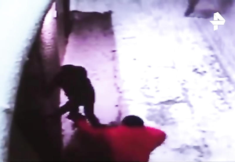 В Челябинске Деда Мороза избили из-за гонорара