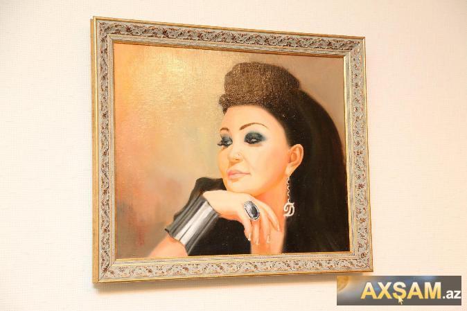 Nazpəri Dostəliyevanın evindən reportaj