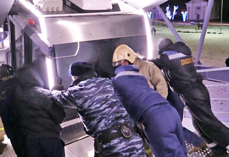 Во Владимире эвакуировали людей с застрявшего колеса обозрения