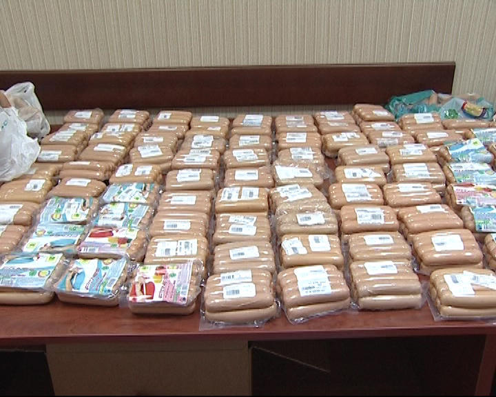 В Баку задержаны лица, продававшие просроченные колбасные изделия