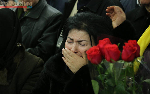 Zəlimxan Yaqub dəfn edildi