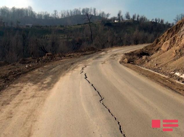 Astarada dağ yolu sürüşdü