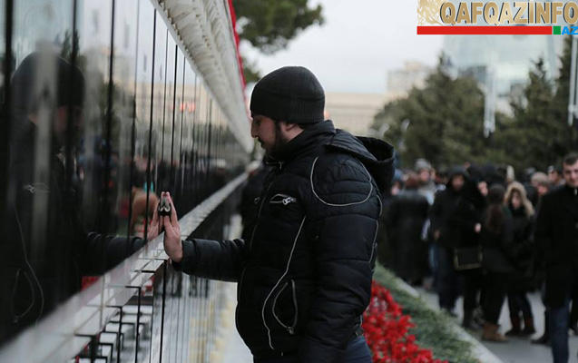Şəhidlərin qohumları bu gün...