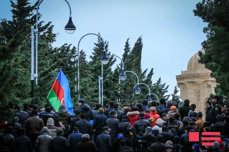 Azərbaycan 20 Yanvar şəhidlərini anır