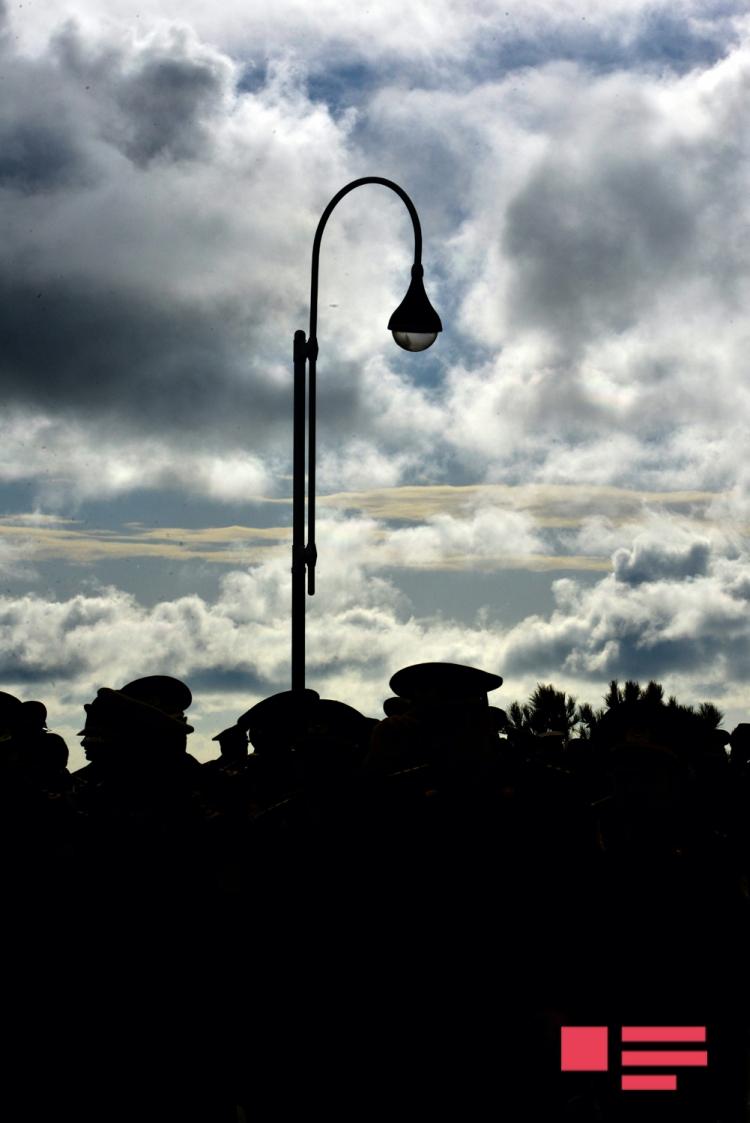 Azərbaycan 20 Yanvar şəhidlərini anır