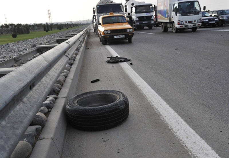 Novxanıda yol qəzası baş verib