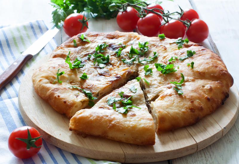 Рецепт хачапури с сыром: готовим любимое блюдо грузинской кухни