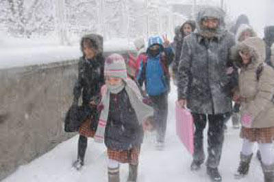 Türkiyədə güclü qar təhsilə də zərbə vurdu