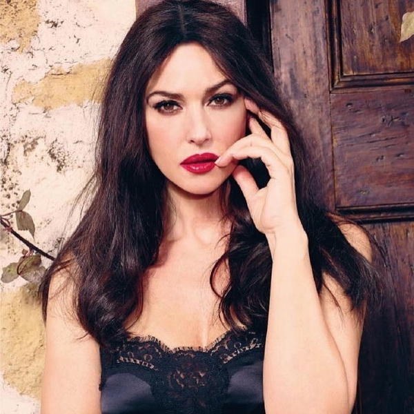 Хороша и в 51: Моника Беллуччи опубликовала личные снимки в Инстаграм