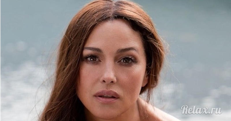 Хороша и в 51: Моника Беллуччи опубликовала личные снимки в Инстаграм