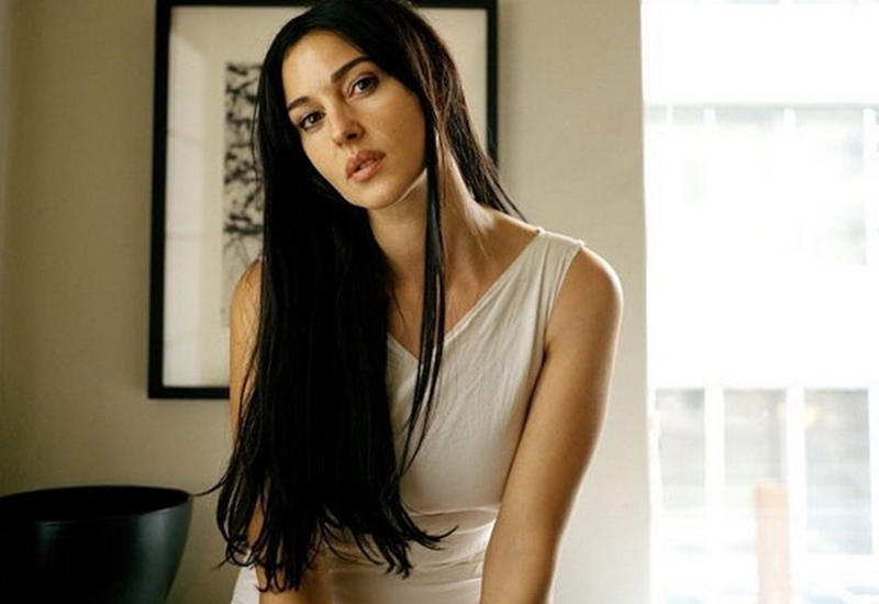 Хороша и в 51: Моника Беллуччи опубликовала личные снимки в Инстаграм