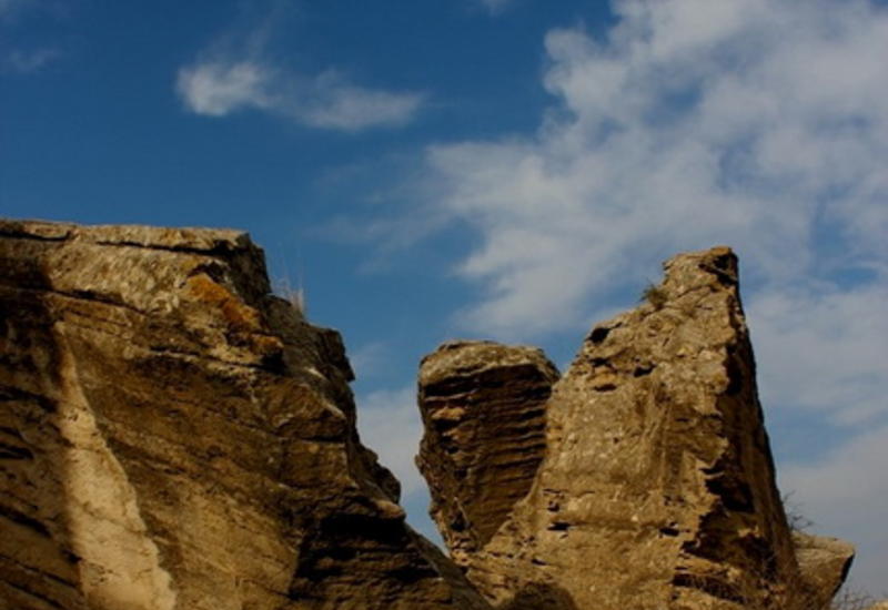 Путешествие в древность - о чем расскажут камни Гобустана