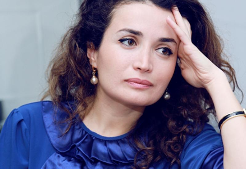 "28 yaşlı bir qız ağ atlı oğlanı gözləməz"