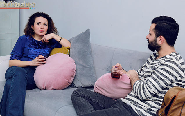 "28 yaşlı bir qız ağ atlı oğlanı gözləməz"