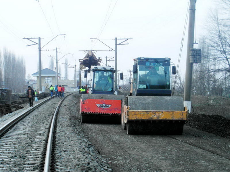 Продолжается ремонт железной дороги Баку - Беюк Кесик
