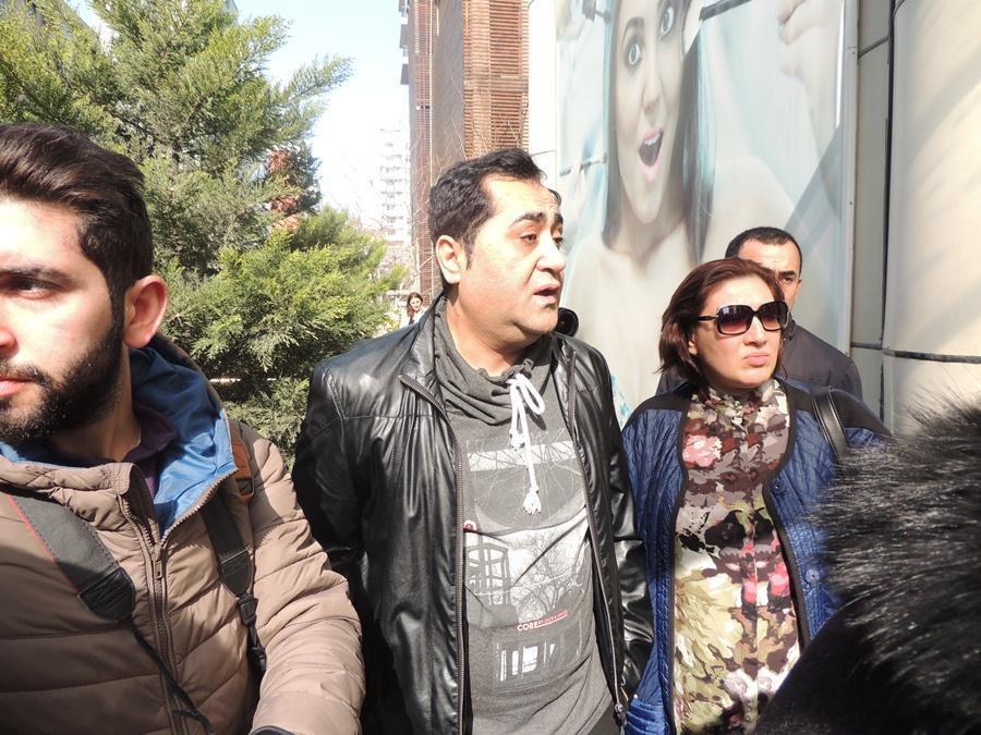 İlhamə Quliyevanın evinin qarşısından