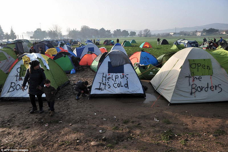 Miqrantlara qarşı hasar çəkildi