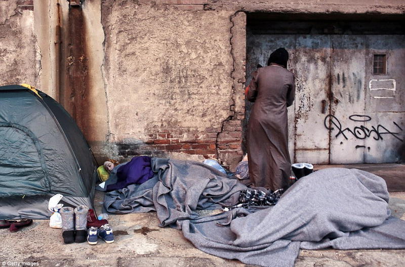 Miqrantlara qarşı hasar çəkildi