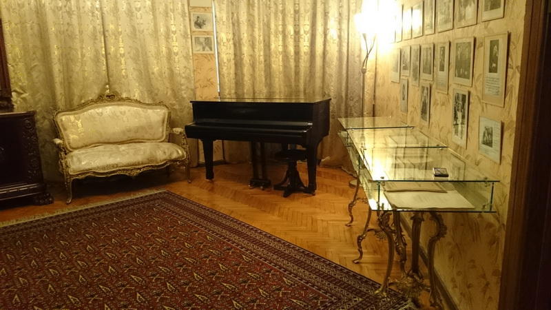 Музей Бюльбюля: в гостях у великого певца
