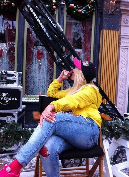 Азербайджанская писательница начала съемки фильма в Голливуде