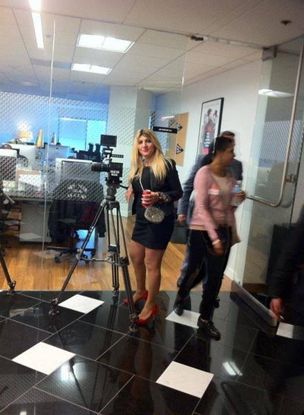 Азербайджанская писательница начала съемки фильма в Голливуде