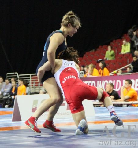 Мария Стадник принесла Азербайджану "золото" на чемпионате Европы по борьбе