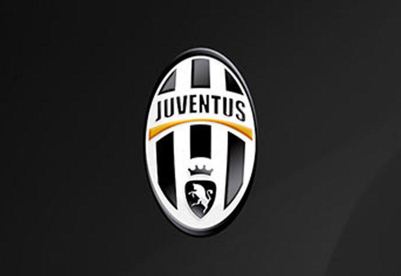 “Yuventus” və “Napoli” gənc müdafiəçi üçün səfərbər oldu